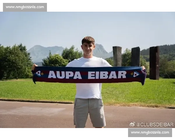 巴萨青训瑰宝加里多加盟埃瓦尔 西乙新核开启四年长约征程